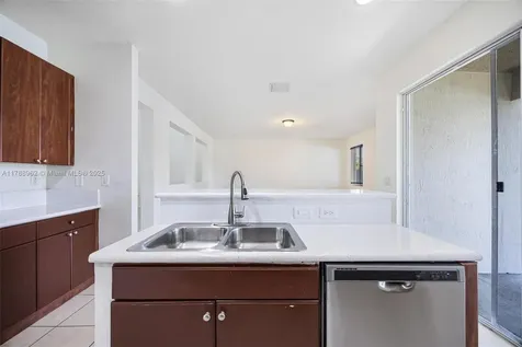 166 SE 22nd Avenue Homestead FL 33033