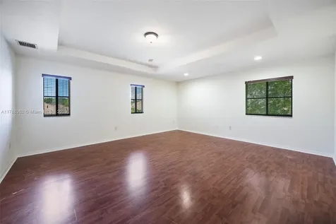166 SE 22nd Avenue Homestead FL 33033