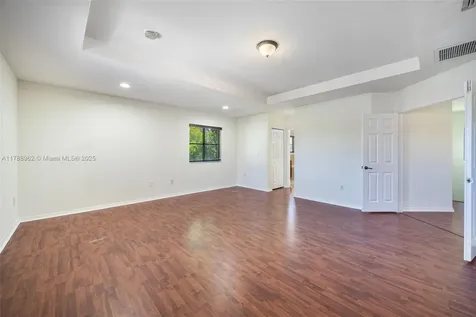166 SE 22nd Avenue Homestead FL 33033