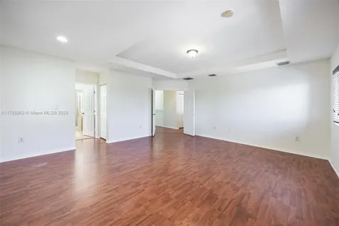 166 SE 22nd Avenue Homestead FL 33033