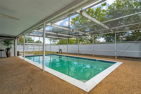 2740 NW 175th Street Miami Gardens FL 33056