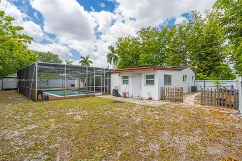 2740 NW 175th Street Miami Gardens FL 33056