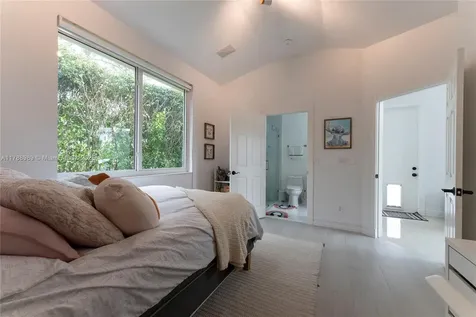 4021 E Lake Estates Drive Davie FL 33328