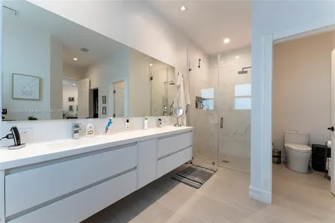 4021 E Lake Estates Drive Davie FL 33328