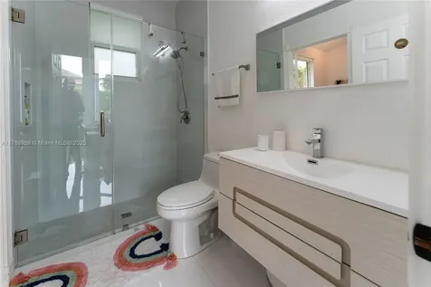 4021 E Lake Estates Drive Davie FL 33328