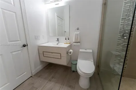 4021 E Lake Estates Drive Davie FL 33328