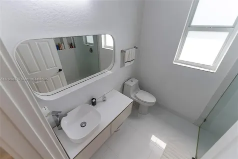 4021 E Lake Estates Drive Davie FL 33328