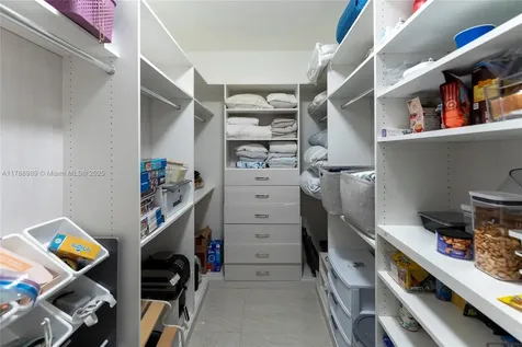 4021 E Lake Estates Drive Davie FL 33328