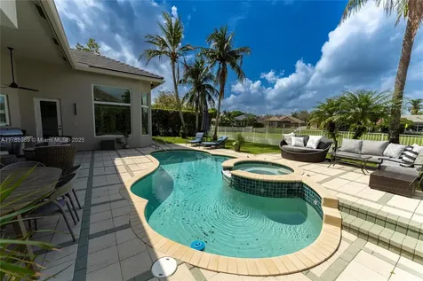 4021 E Lake Estates Drive Davie FL 33328