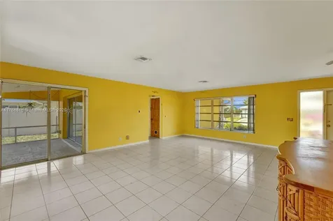 1032 SW 11th Street Boca Raton FL 33486