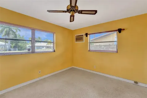 1032 SW 11th Street Boca Raton FL 33486