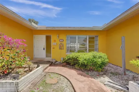 1032 SW 11th Street Boca Raton FL 33486