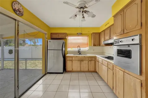 1032 SW 11th Street Boca Raton FL 33486