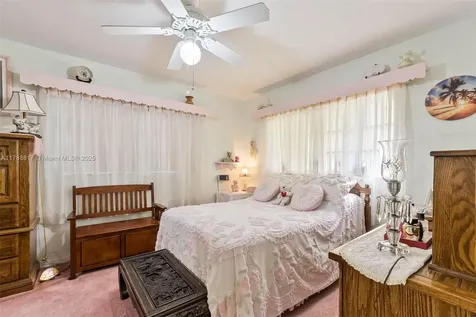 10005 Nicaragua Drive Cutler Bay FL 33189