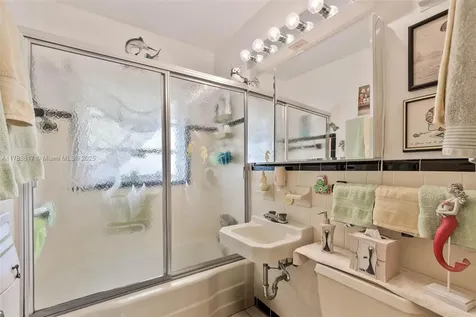 10005 Nicaragua Drive Cutler Bay FL 33189
