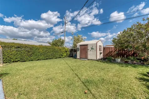 10005 Nicaragua Drive Cutler Bay FL 33189