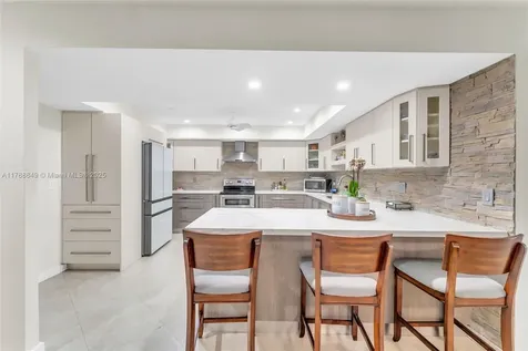 8735 SW 113th Court Miami FL 33173