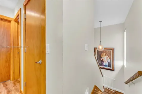 8735 SW 113th Court Miami FL 33173