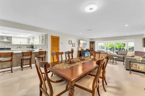 8735 SW 113th Court Miami FL 33173