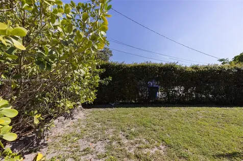 101 NW 62nd Court Miami FL 33126
