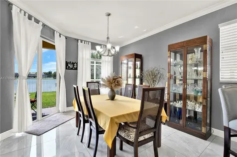 20656 SW 89th Avenue Cutler Bay FL 33189