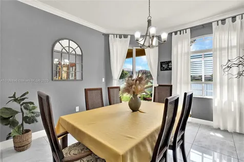 20656 SW 89th Avenue Cutler Bay FL 33189
