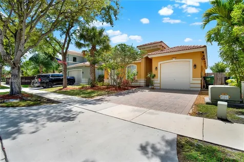 20656 SW 89th Avenue Cutler Bay FL 33189