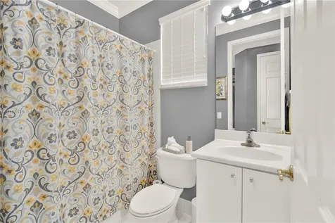 20656 SW 89th Avenue Cutler Bay FL 33189