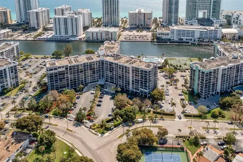 600 Parkview Drive Hallandale Beach FL 33009