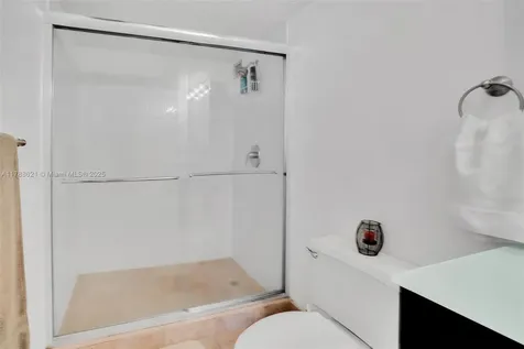 600 Parkview Drive Hallandale Beach FL 33009