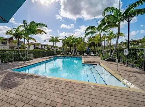 6532 S Anise Court Davie FL 33314