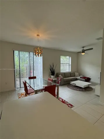6532 S Anise Court Davie FL 33314
