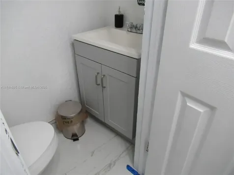 5988 NW 24th Place Sunrise FL 33313