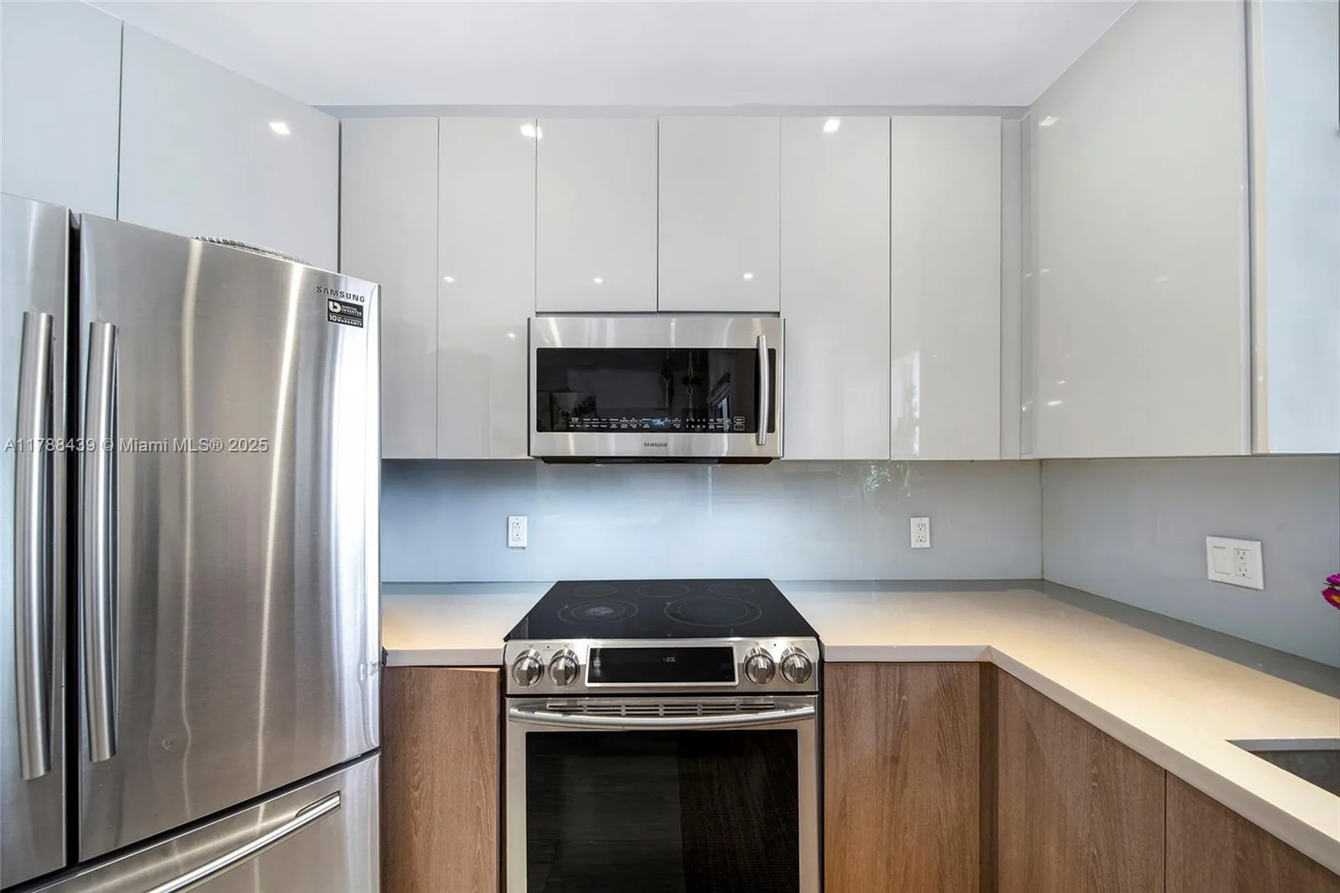 381 Franklin Street Hollywood FL 33019