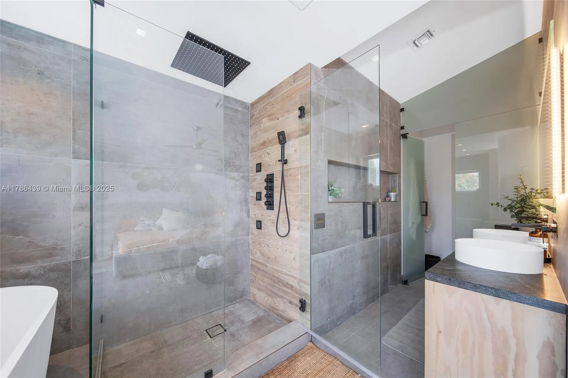 381 Franklin Street Hollywood FL 33019