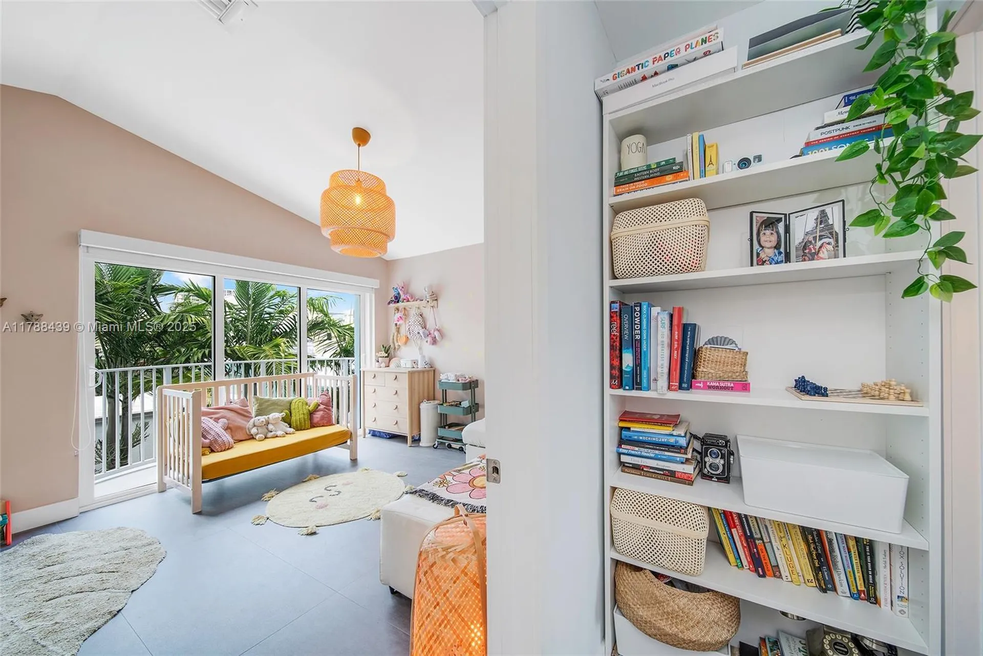 381 Franklin Street Hollywood FL 33019