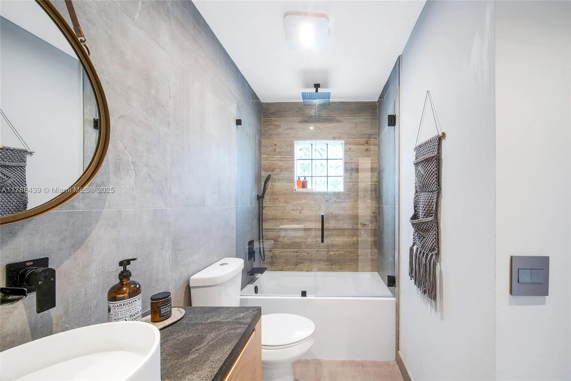 381 Franklin Street Hollywood FL 33019