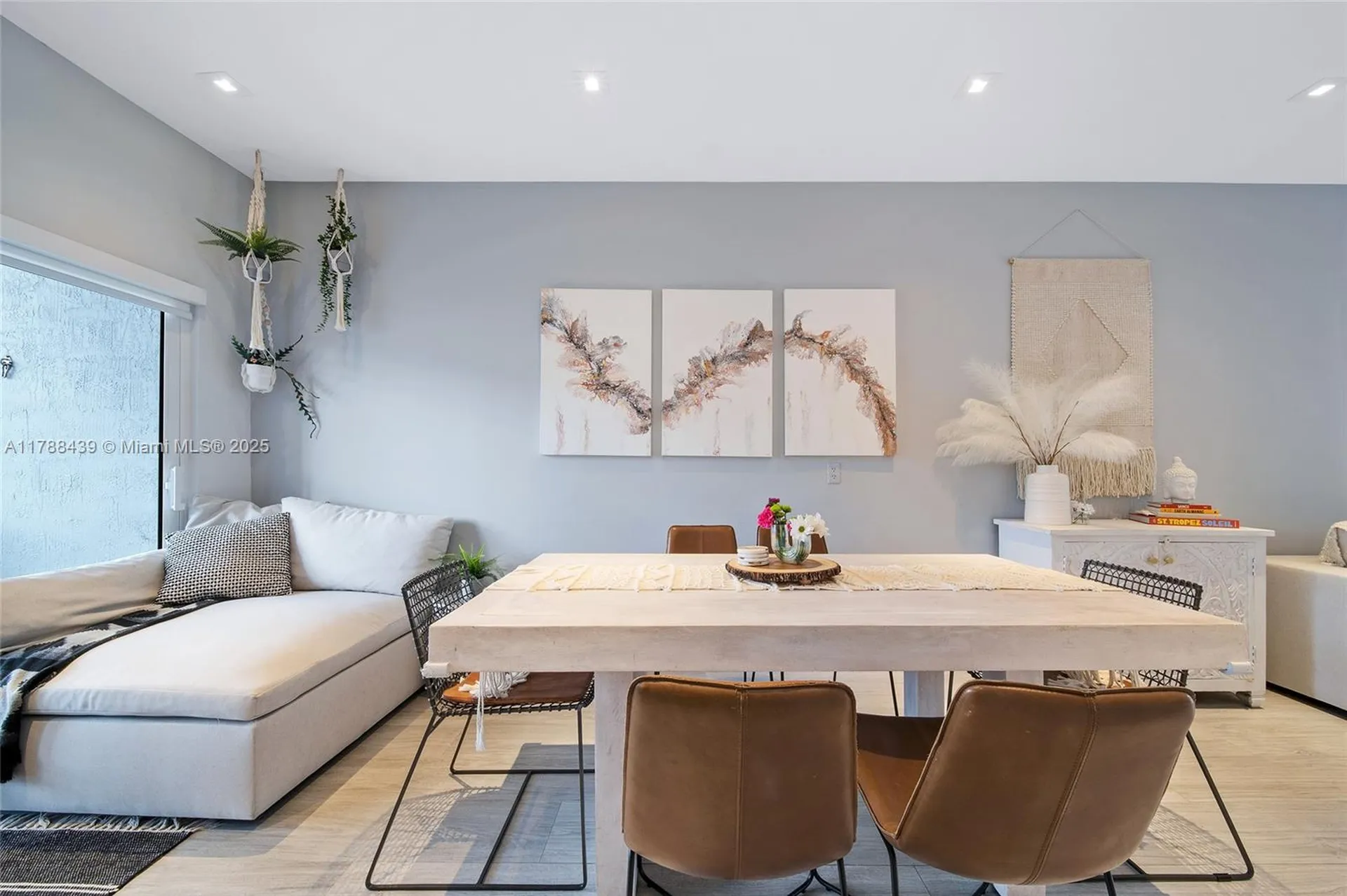 381 Franklin Street Hollywood FL 33019