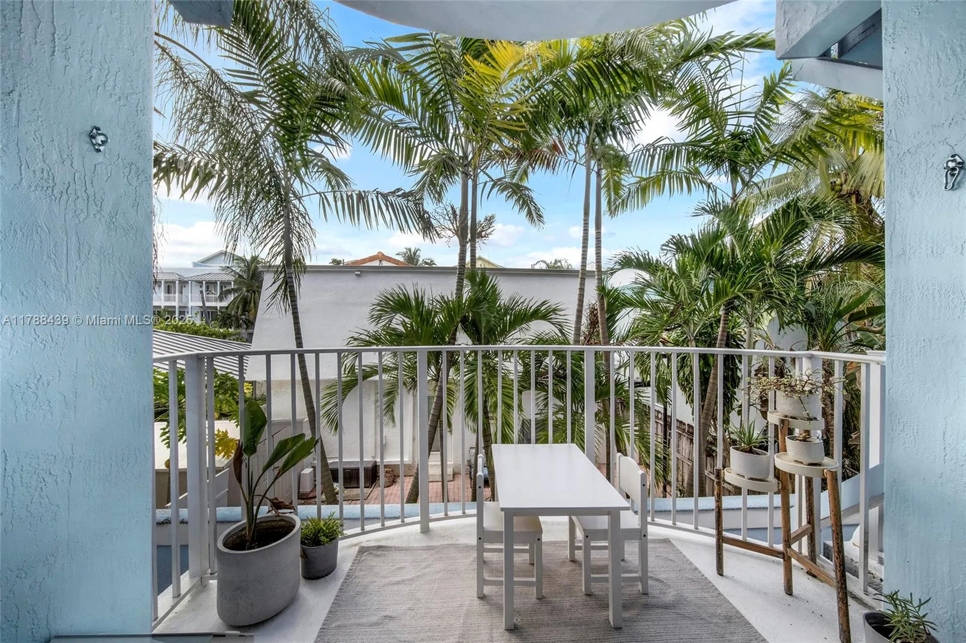 381 Franklin Street Hollywood FL 33019