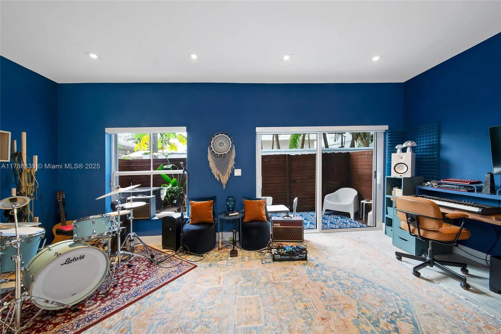 381 Franklin Street Hollywood FL 33019