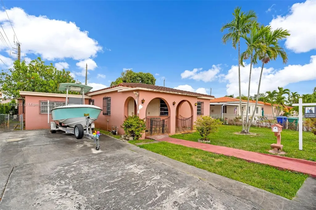 35 SW 60th Avenue Miami FL 33144