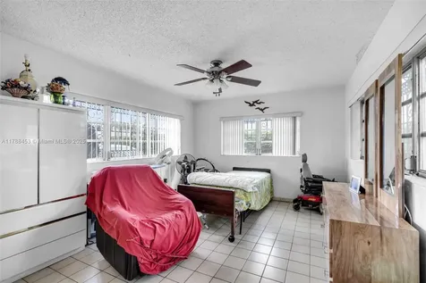 35 SW 60th Avenue Miami FL 33144