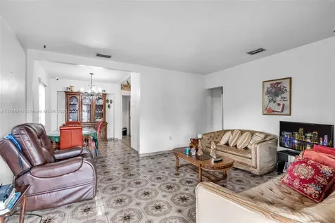 35 SW 60th Avenue Miami FL 33144
