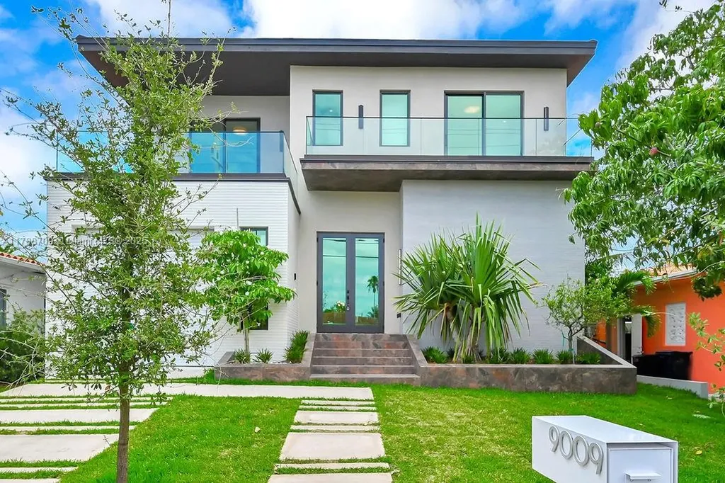 9009 Byron Avenue Surfside FL 33154