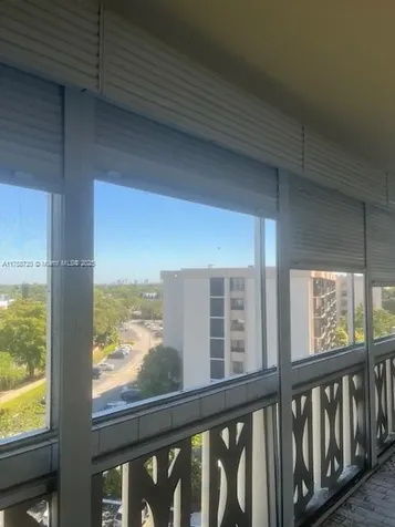 800 NE 195th Street Miami FL 33179