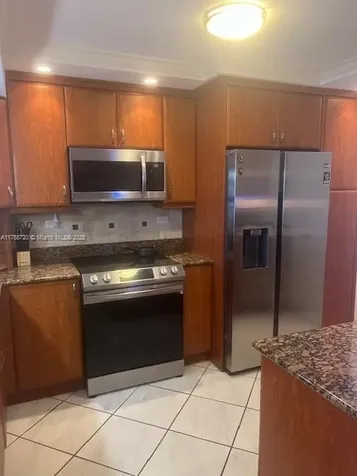 800 NE 195th Street Miami FL 33179