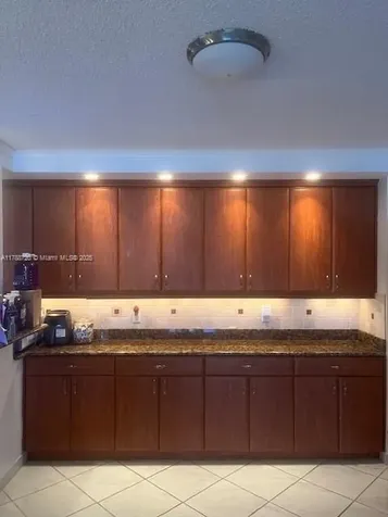 800 NE 195th Street Miami FL 33179
