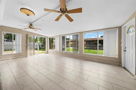 1106 NE 3rd Street Hallandale Beach FL 33009