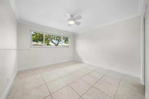 1106 NE 3rd Street Hallandale Beach FL 33009