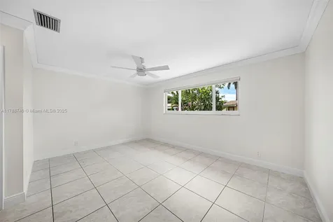 1106 NE 3rd Street Hallandale Beach FL 33009